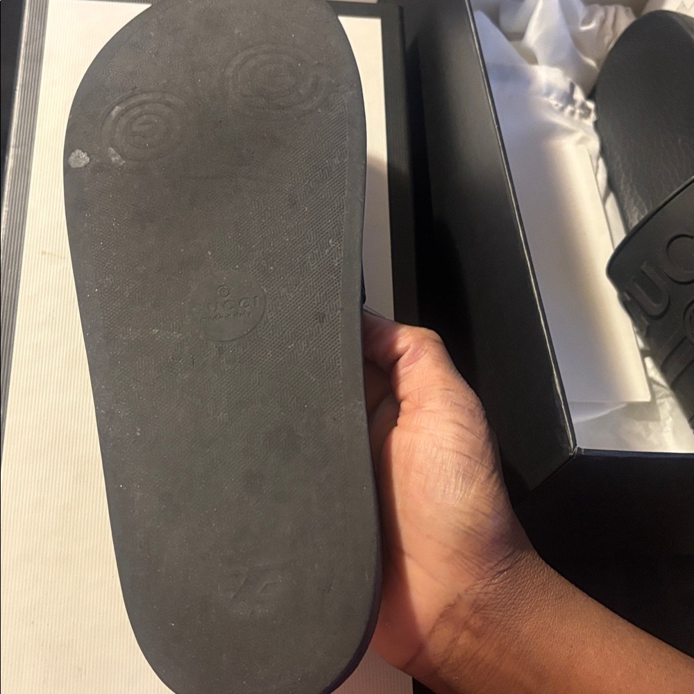 Gucci slides - Picture 5 of 7